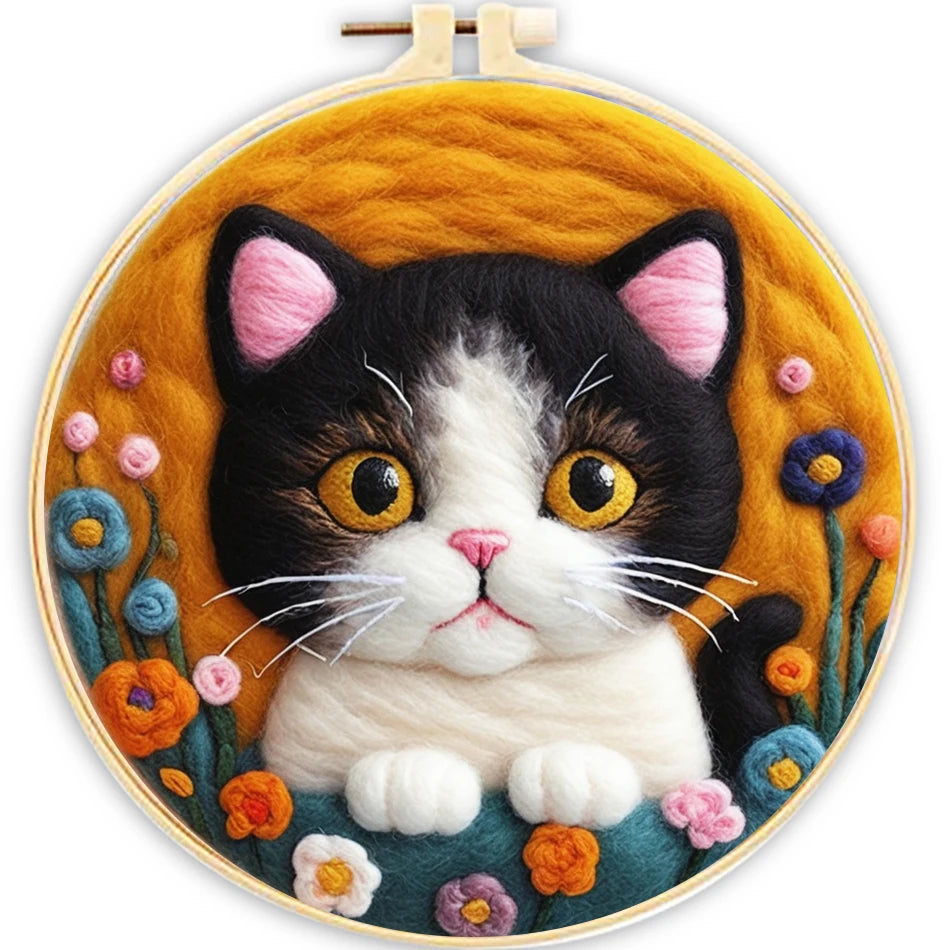 Needle Felting Kit With Frame: Cute Cats