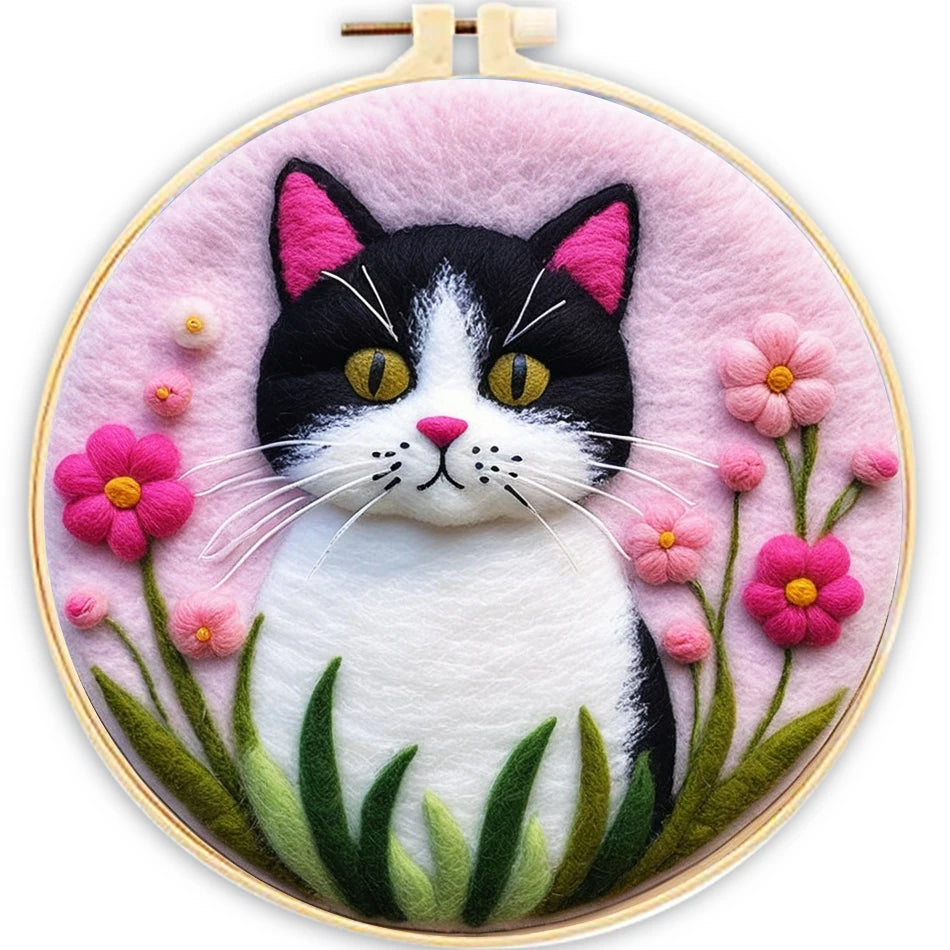 Needle Felting Kit With Frame: Cute Cats