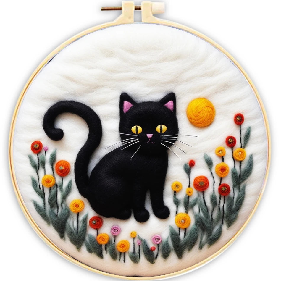 Needle Felting Kit With Frame: Cute Cats