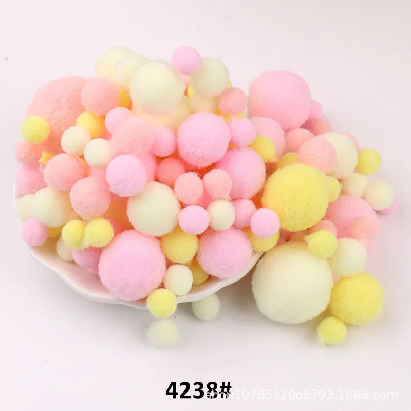 Multi Size Mix Colors Pompoms