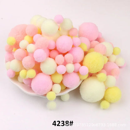 Multi Size Mix Colors Pompoms